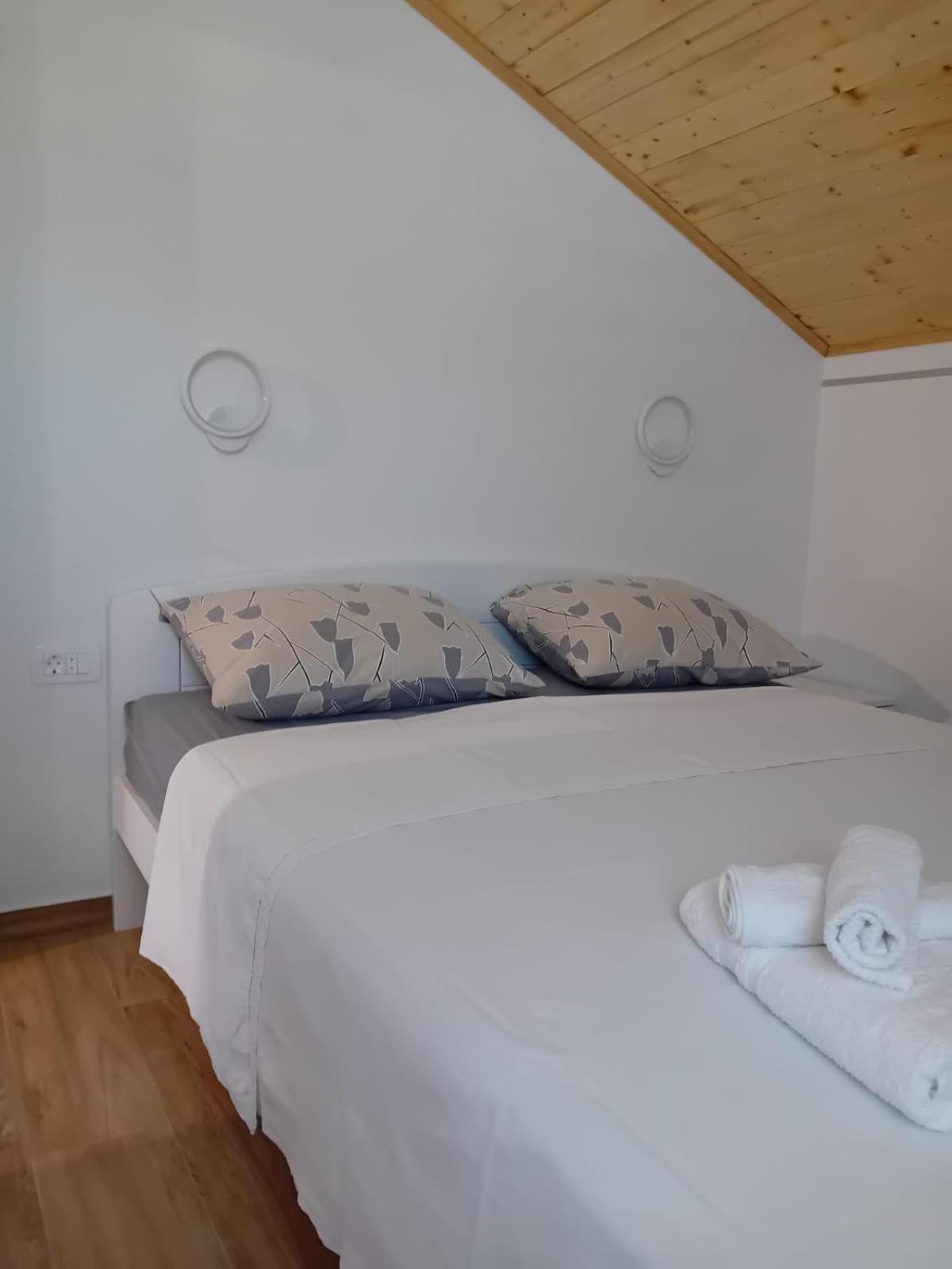 Apartment Mrkić Biograd Na Moru Bagian luar foto