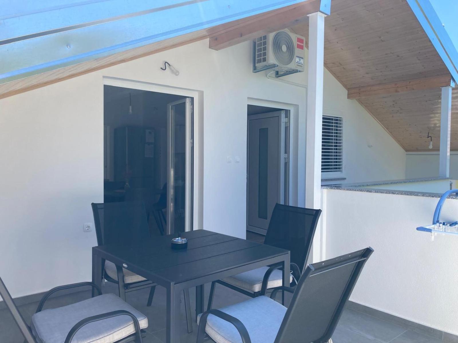 Apartment Mrkić Biograd Na Moru Bagian luar foto