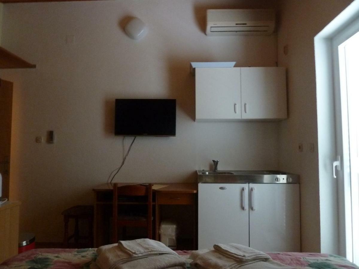 Apartment Mrkić Biograd Na Moru Bagian luar foto