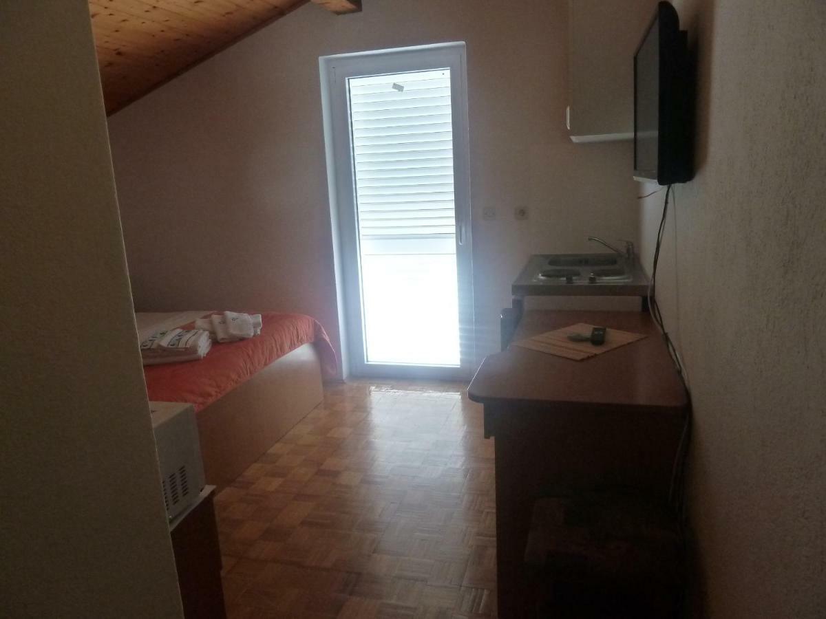 Apartment Mrkić Biograd Na Moru Bagian luar foto